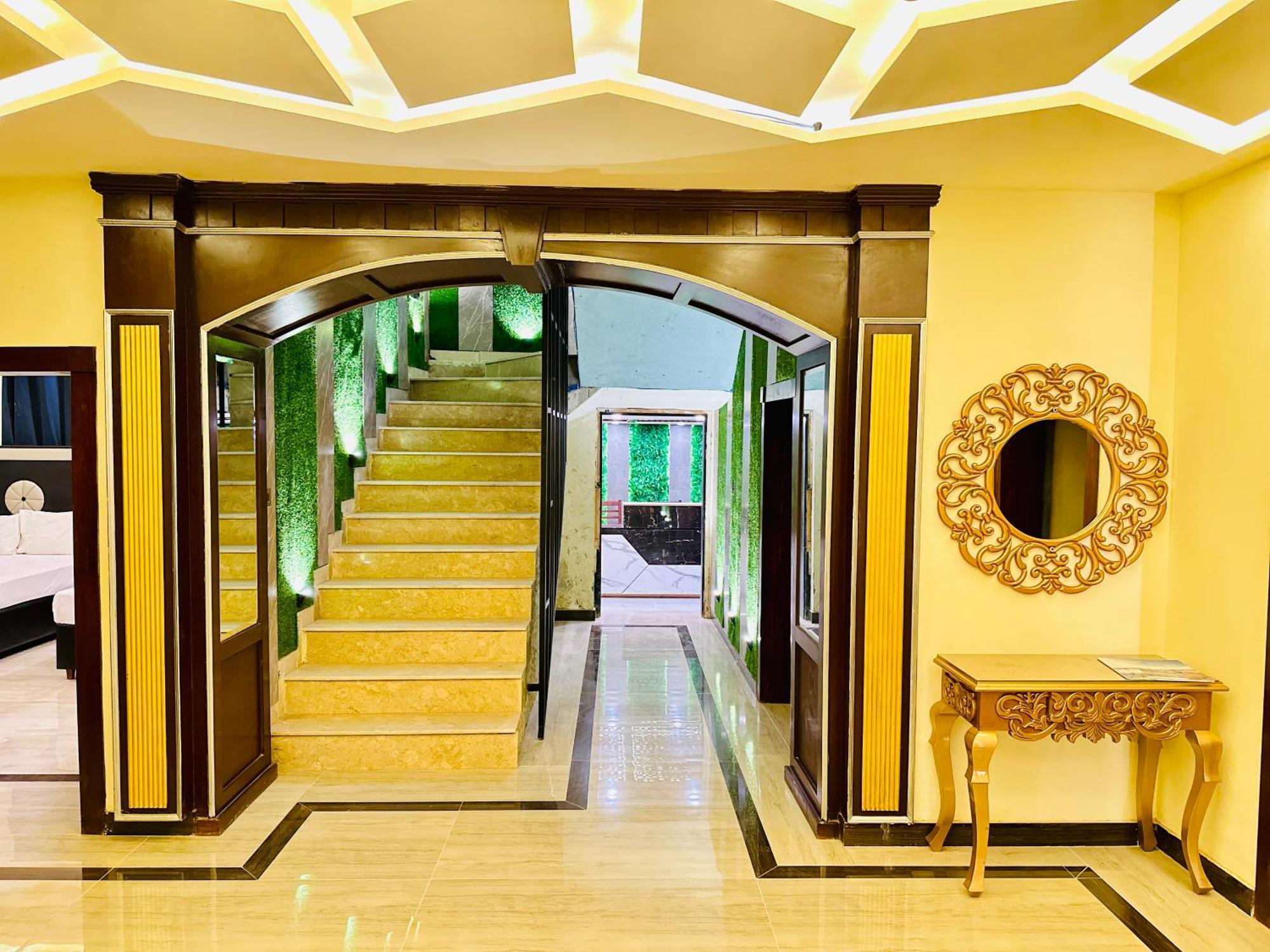 Hotel Blue Moon Executive à Islamabad Extérieur photo
