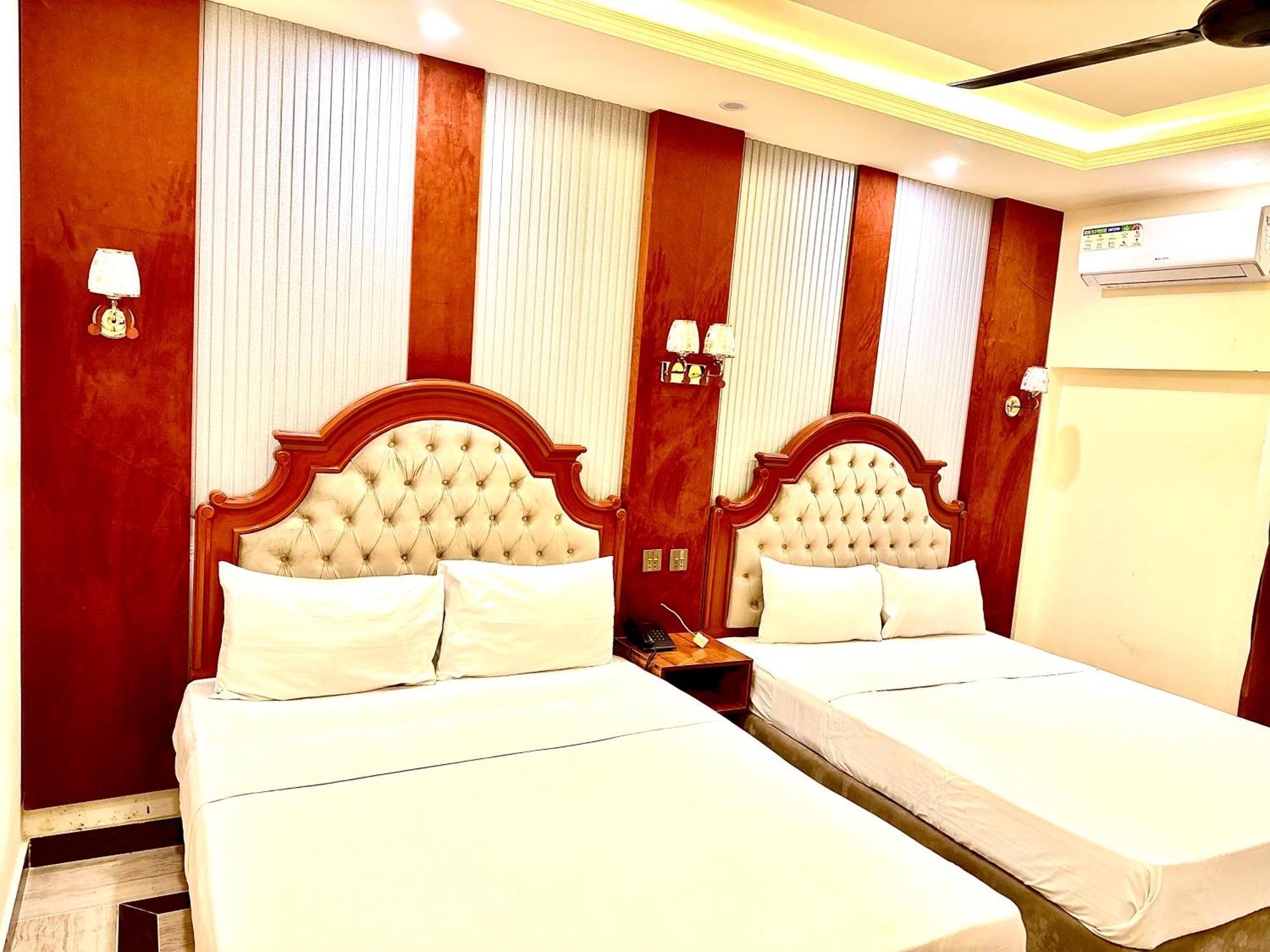 Hotel Blue Moon Executive à Islamabad Extérieur photo